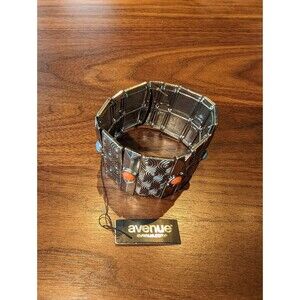 Avenue NWT Silver Chucky Bracelet w Gem Stones